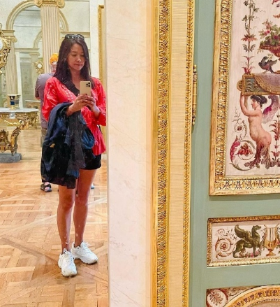 徐静蕾回应被传怀孕:只能随便啦