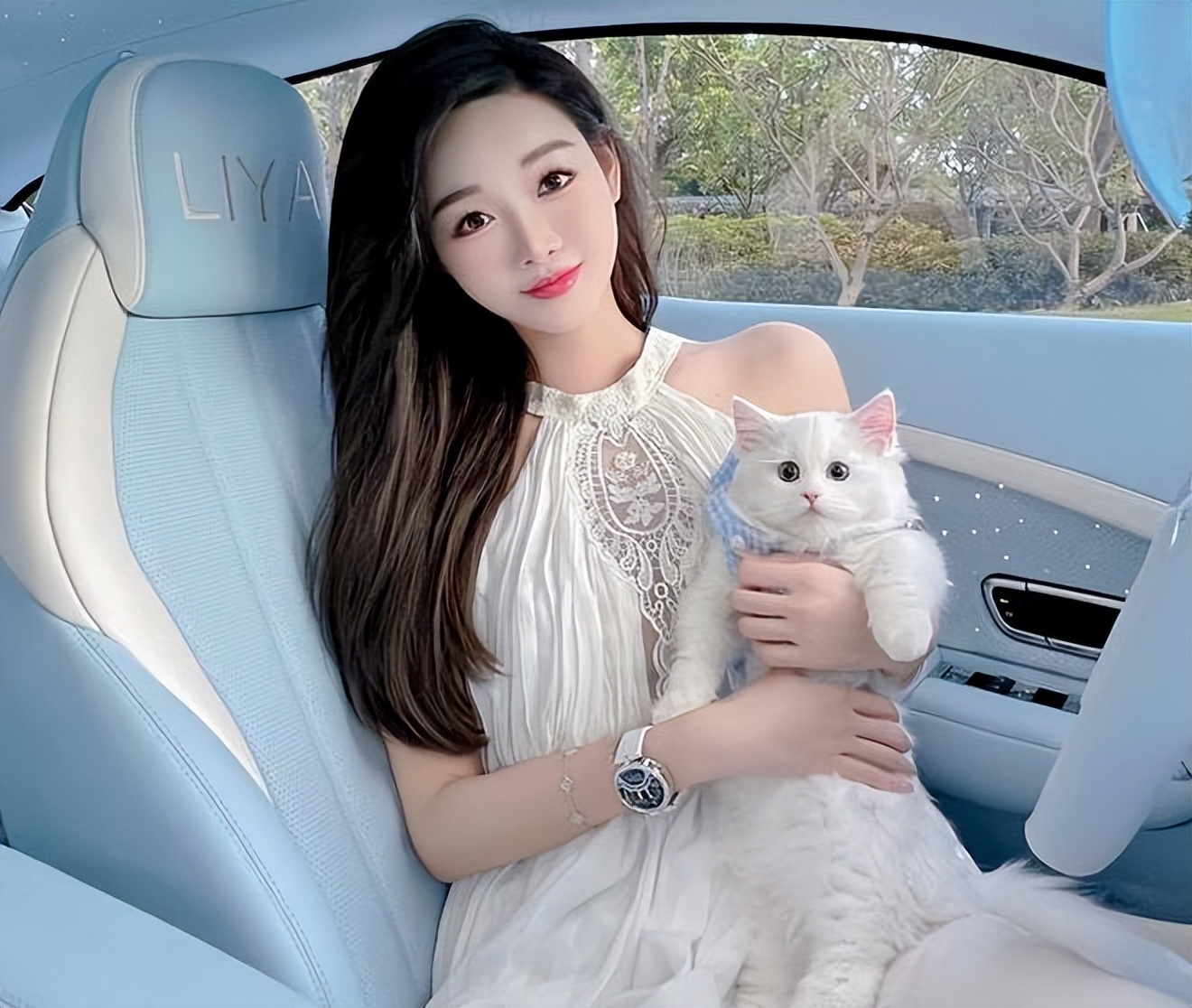 网红雅典娜liya被打重伤吐血最后被铁球砸的被虐视频照片是真的吗