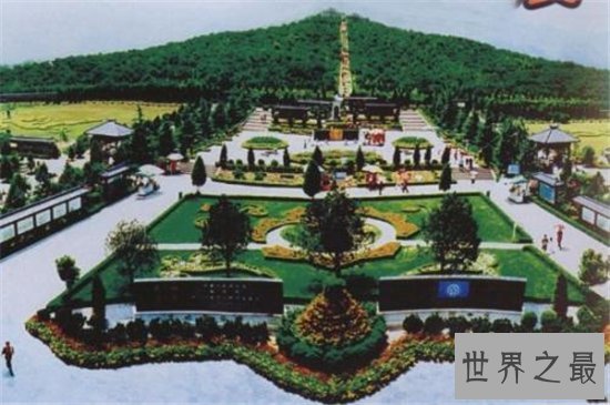 秦始皇陵墓是中国最大陵墓，具有非常高的历史价值