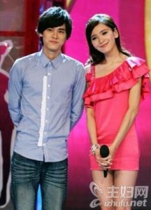 李易峰初恋情人竟是她 李易峰程小晋分手内幕