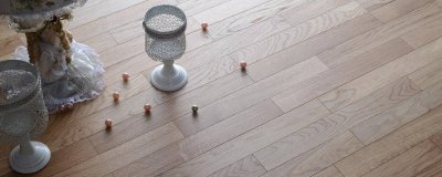 地板老感觉一层油 地板出油怎么回事