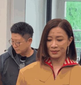 当“硅胶脸”撞上天然脸明星,简直是降维打击