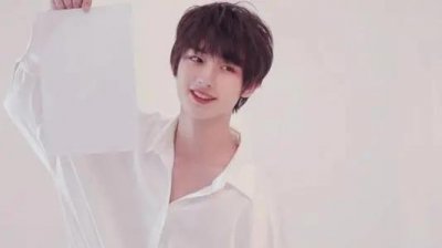 为什么队员都那么喜欢丁程鑫丁程鑫用队长换了七人出道是真的吗