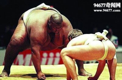 ​世界上最重的运动员，曼尼·亚伯勒(体重830斤)