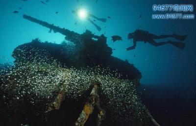 ​世界上最恐怖的湖泊，“海底幽灵墓地”特鲁克泻湖