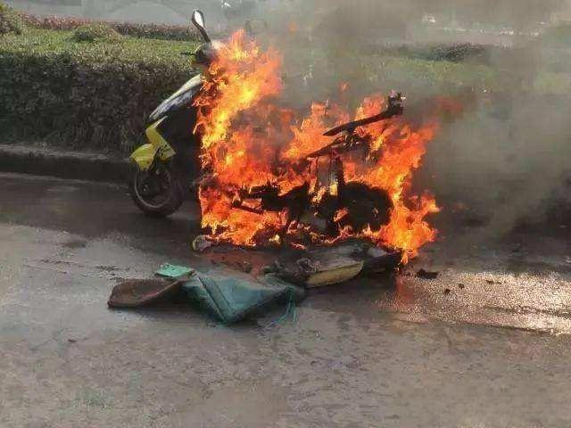 进年电动车充电起火爆炸频发是什么原因?科普电动车充电常识。-