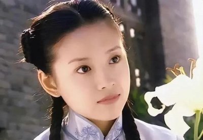 背叛潘粤明,离婚后带儿子生活的董洁,如今过得怎么样