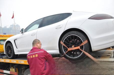 汽车爆缸是什么意思 汽车爆缸怎么办-