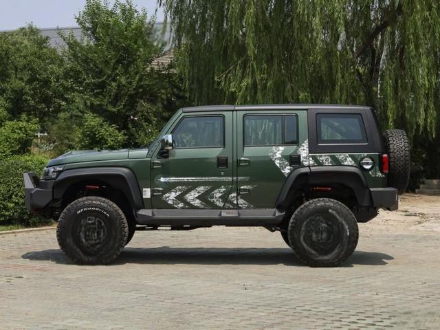 北京BJ402020款2.3T最低多少钱可以落地?北京BJ40优惠价-