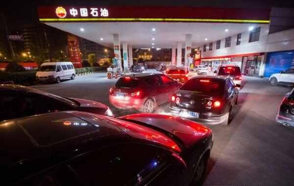 中石化充1000送1000元是真的吗？中石化加油卡充值1000送多少-