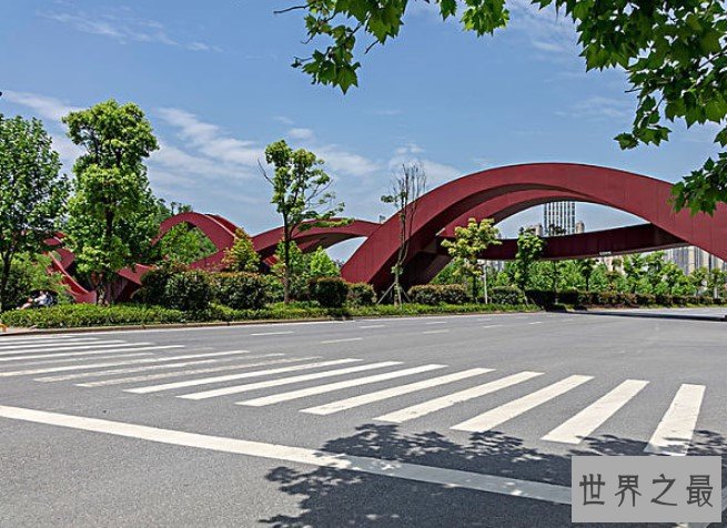 世界最性感建筑之一,极为吸引世人眼球