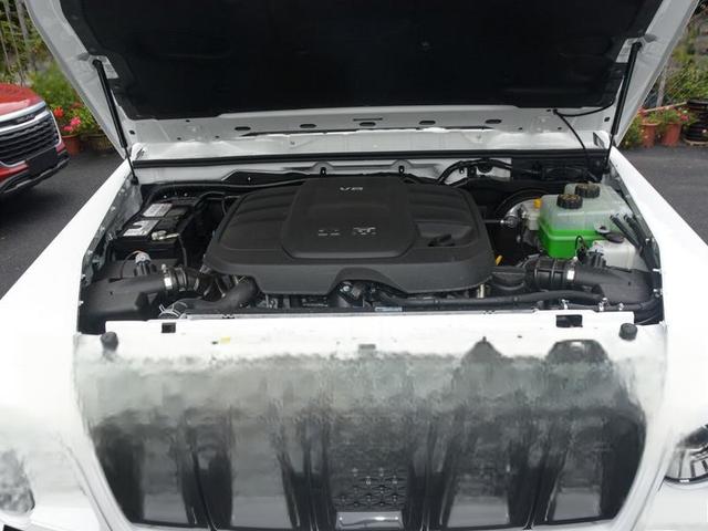 北京BJ802020款自动挡落地多少钱？北京BJ80价格-