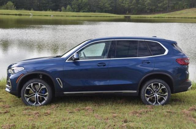 新老款宝马X5价格相差10多万,谁性价比最高,该如何选择?-