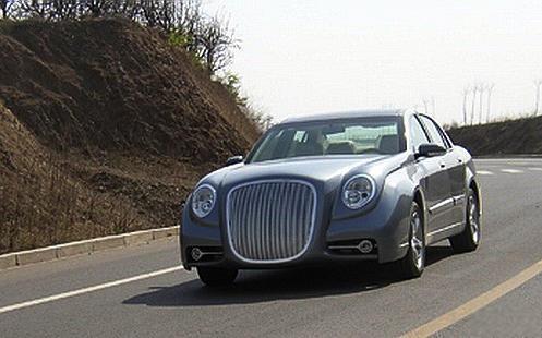 它造的劳斯莱斯可以假乱真!20多万就能买到,称霸婚庆市场-