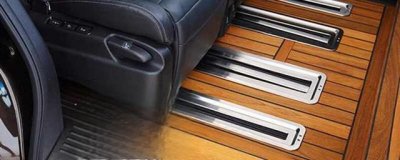 汽车改装地板有必要吗?汽车地胶地垫地毯区别