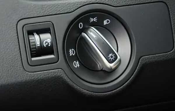 雾灯是哪个?开启雾灯怎么操作-