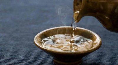 高度白酒 存储(白酒的最佳存储年限)