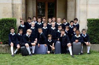 放牛班的春天故事梗概(电影启示我们伟大教育应该深入人心)