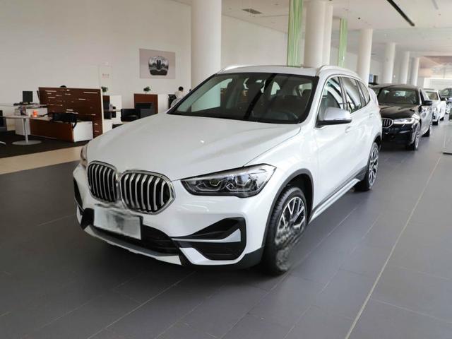 宝马X12021款落地价最低多少钱?宝马X1裸车价-