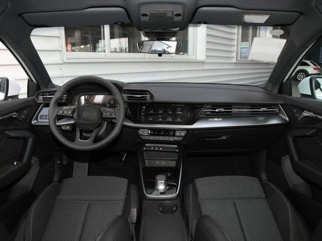 奥迪A32021款两厢落地价最低多少钱？奥迪A3购车价-