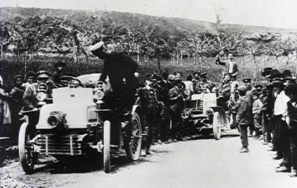 fiat是什么车牌标志?fiat车一般多少钱-