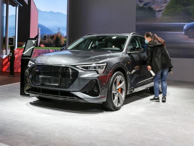 奥迪e-tron纯电动落地价是多少钱?奥迪e-tron官方价-