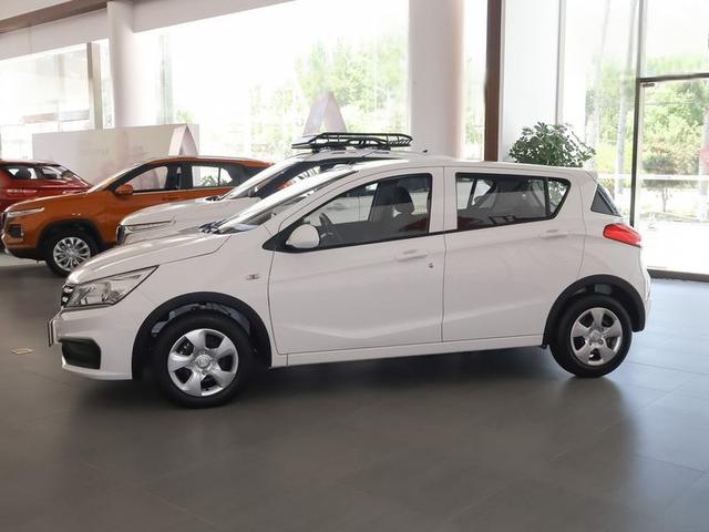 宝骏3102020款两厢落地价多少钱?宝骏310价格-