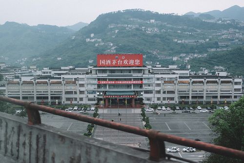 茅台酒厂让进参观吗