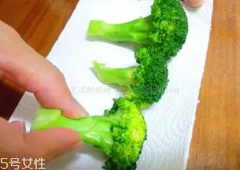 花菜怎么保存时间长?这么做可以保存一周 花菜怎么保存时间长?这么做可以保存一周