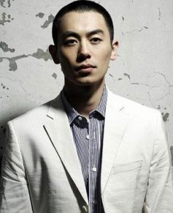 朱亚文个人资料