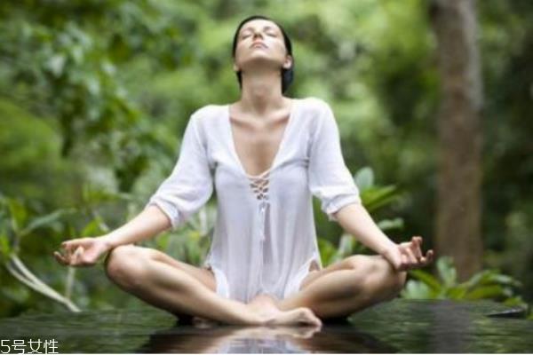 小孩可以练瑜伽吗 小孩练瑜伽的好处和坏处 小孩可以练瑜伽吗 小孩练瑜伽的好处和坏处