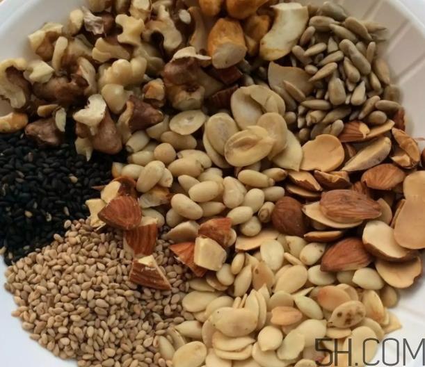 十仁月饼是哪十仁?十仁月饼好吃吗 十仁月饼是哪十仁?十仁月饼好吃吗