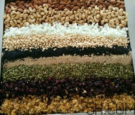 十仁月饼是哪十仁?十仁月饼好吃吗 十仁月饼是哪十仁?十仁月饼好吃吗