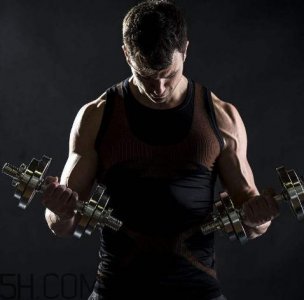 哑铃弯举重量多少合适?哑铃弯举重量是一对还是一个?