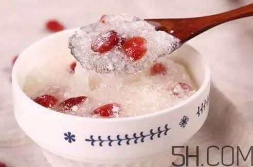 雪燕为什么要隔水炖?雪燕要煮多长时间 雪燕为什么要隔水炖?雪燕要煮多长时间