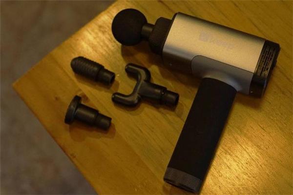 筋膜枪可以打碎脂肪吗 筋膜枪可以消除小腿肌肉吗 筋膜枪可以打碎脂肪吗 筋膜枪可以消除小腿肌肉吗