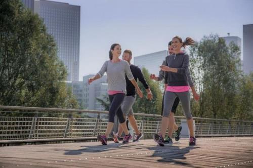 快走为什么适合运动少的人 快走能减掉哪里的脂肪 快走为什么适合运动少的人 快走能减掉哪里的脂肪