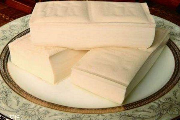 豆腐吃多少才合适 长期吃豆腐有四大坏处 豆腐吃多少才合适 长期吃豆腐有四大坏处