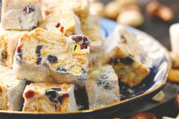 雪花酥封口可以用夹板吗 雪花酥包装袋怎么封口 雪花酥封口可以用夹板吗 雪花酥包装袋怎么封口