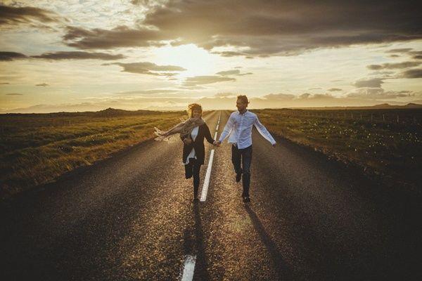 接吻是怎样的一种感觉 接吻是什么意思 接吻是怎样的一种感觉 接吻是什么意思