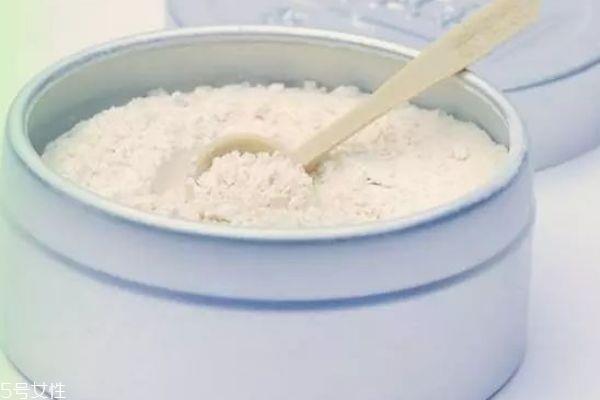 乳清蛋白粉怎么吃 乳清蛋白粉的副作用 乳清蛋白粉怎么吃 乳清蛋白粉的副作用