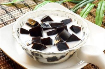 龟苓膏小孩可以吃吗 龟苓膏吃多少为宜