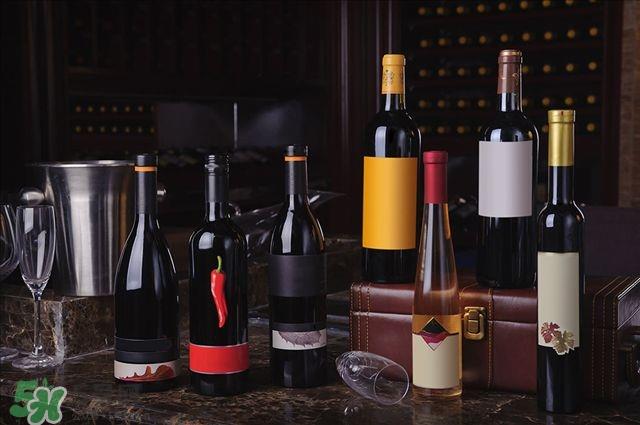 喝了红酒可以吃榴莲吗 红酒和榴莲能一起吃吗 喝了红酒可以吃榴莲吗 红酒和榴莲能一起吃吗