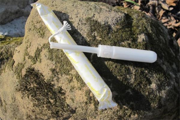 卫生棉条上厕所小便怎么办 卫生棉条上一次厕所就要换一次吗 卫生棉条上厕所小便怎么办 卫生棉条上一次厕所就要换一次吗