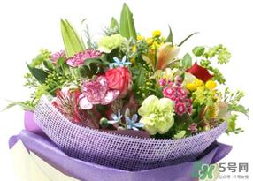 父亲节可以送花吗?父亲节送什么花最合适? 父亲节可以送花吗?父亲节送什么花最合适?