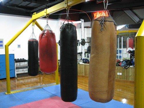 沙袋软的好还是硬的好 沙袋有几种类型 沙袋软的好还是硬的好 沙袋有几种类型