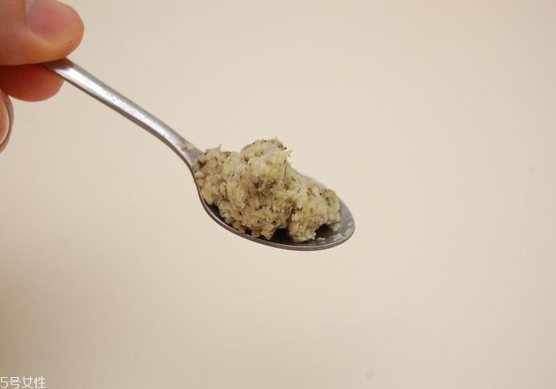 山葵和芥末的区别 山葵粉怎么磨 山葵和芥末的区别 山葵粉怎么磨