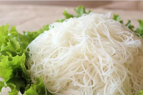 粉丝热量高吗 粉丝适合减肥吃吗 粉丝热量高吗 粉丝适合减肥吃吗