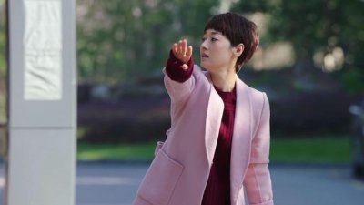 《我的后半生》罗子君发现平儿丈母娘的秘密,售楼处差点打起来