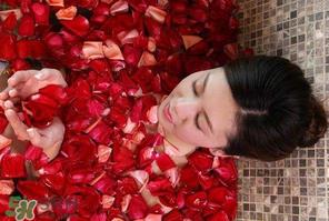 七月份能泡温泉吗?七月份泡温泉热吗? 七月份能泡温泉吗?七月份泡温泉热吗?